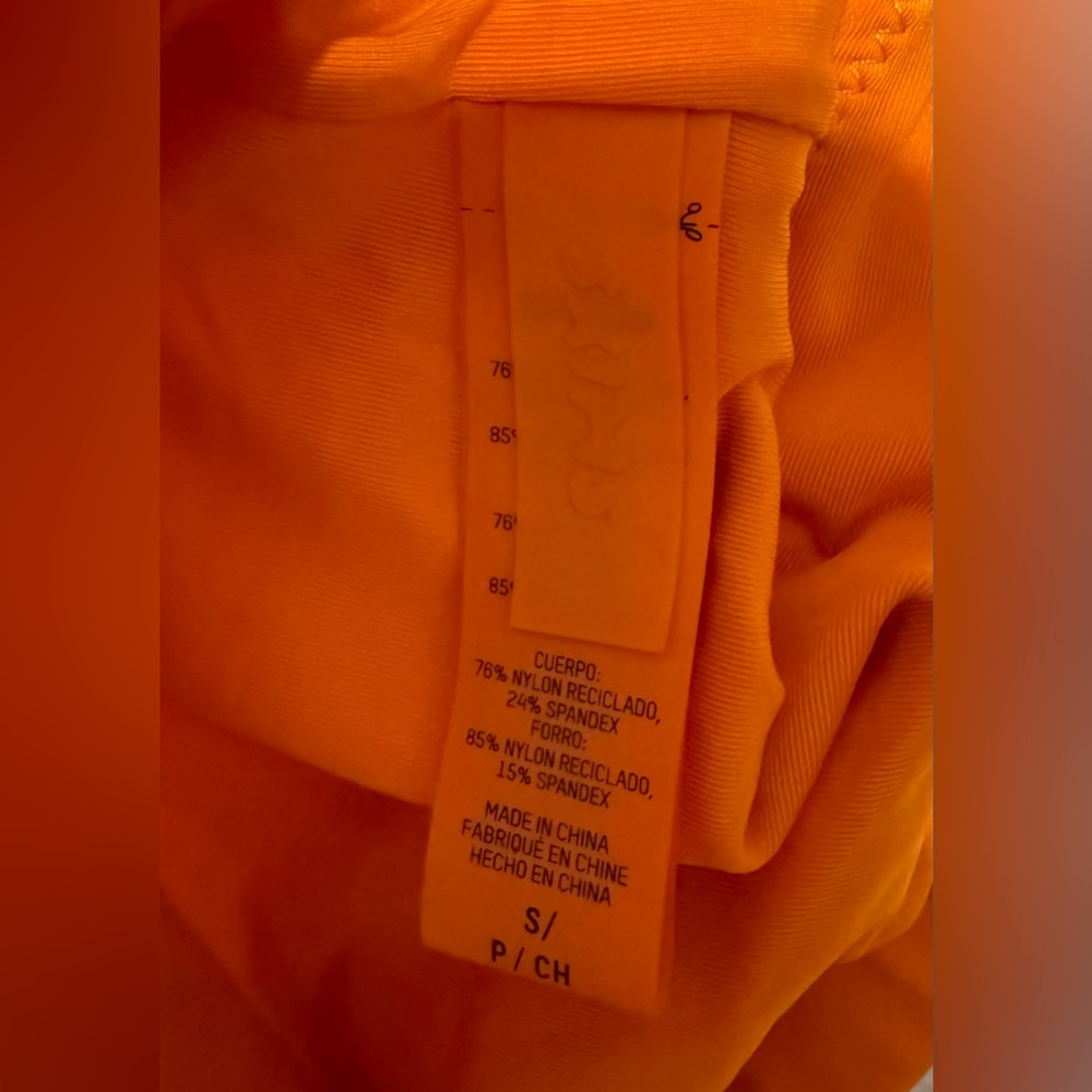 SKIMS Swim Orange Bikini‎ Top size Small - Picture 5 of 7